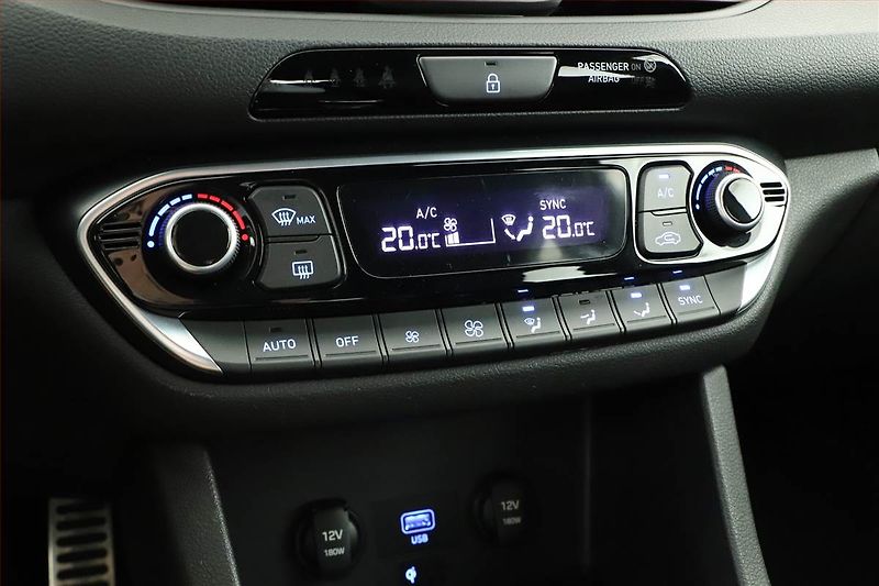 Hyundai i30 (2024) N-Line 1.0 T-GDI - fotka 14 z 20