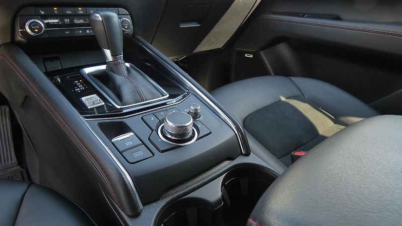 Mazda CX-5 Homura 2.0 Skyactiv-G165 - fotka 6 z 25