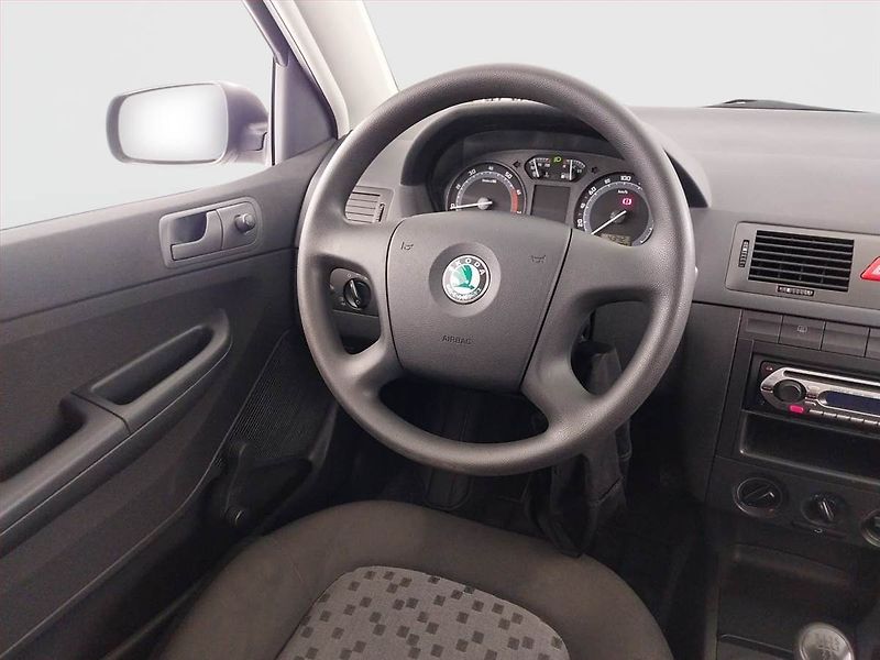 Škoda Fabia (2006) 1.2, Serv.kniha, po STK, Tažné - fotka 7 z 14