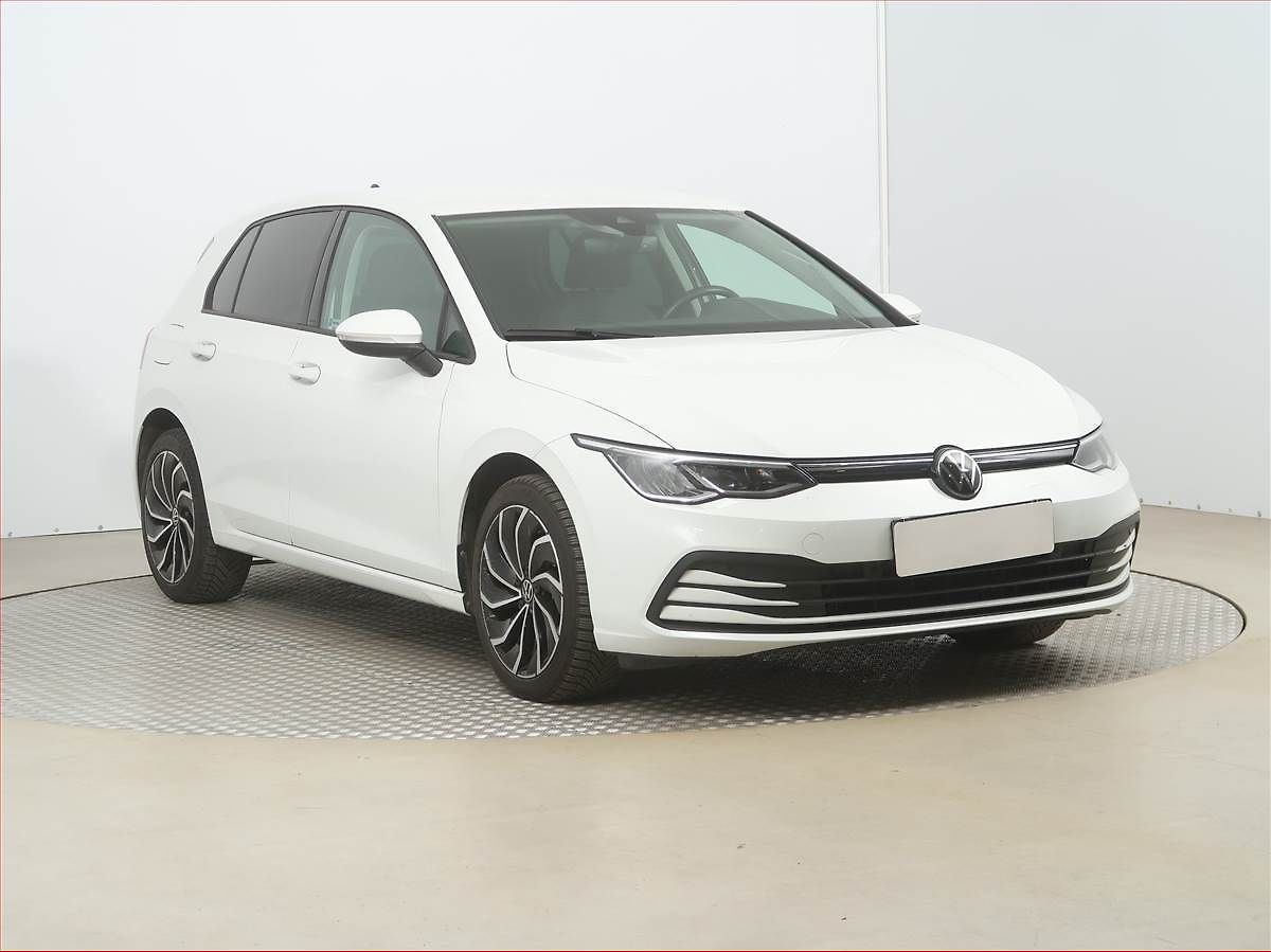 Volkswagen Golf 2.0 TDI, ČR,1.maj, Tempomat