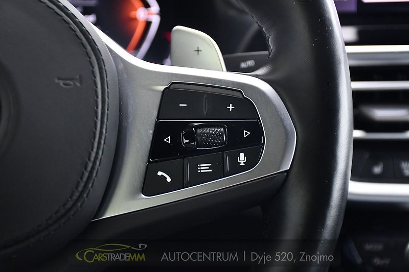 BMW X4 30d X-DRIVE M-SPORT KESSY - fotka 29 z 55