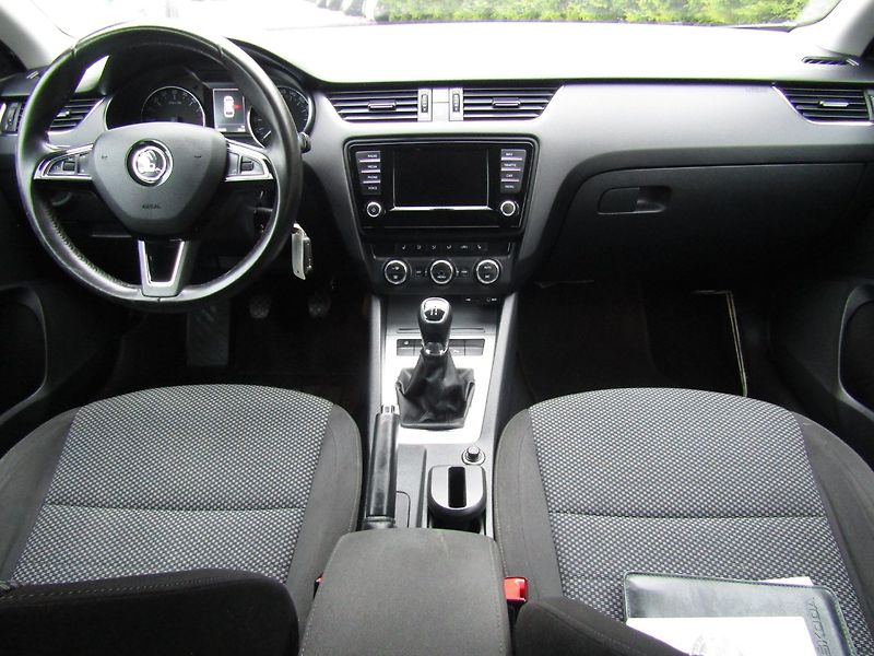 Škoda Octavia (2016) 1.6 TDI 81kW   VÝHŘEVY - fotka 15 z 41