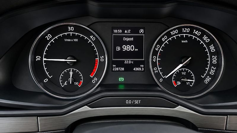 Škoda Superb (2017) 2.0 TDI nové rozvody - fotka 5 z 9