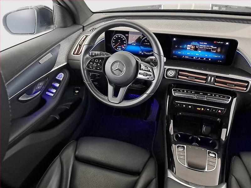 Mercedes-Benz EQC (2022) 400 4MATIC, SoH 96% - fotka 7 z 20