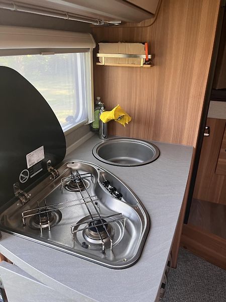 Weinsberg CaraCompact (2019) edice Pepper - fotka 15 z 23