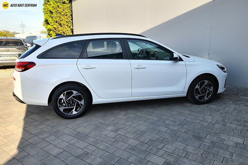 Hyundai i30 (2026) 26 WG 1,6 T-GDI DCT GO CZECH - fotka 7 z 11