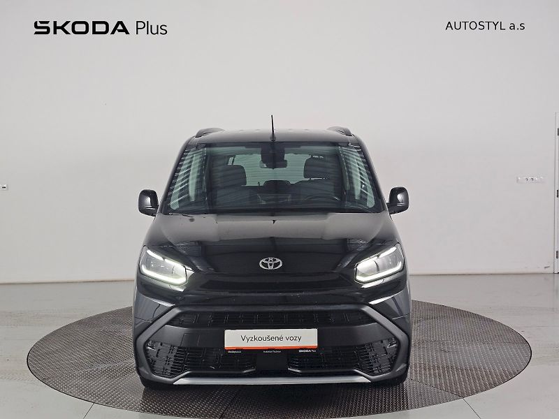 Toyota ProAce City Verso (2025) 1.2T 110k Short Family L1 - fotka 4 z 28