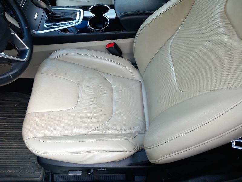Ford Edge (2017) 2,0TDCi ČR MAX.VÝBAVA WEBASTO - fotka 36 z 48