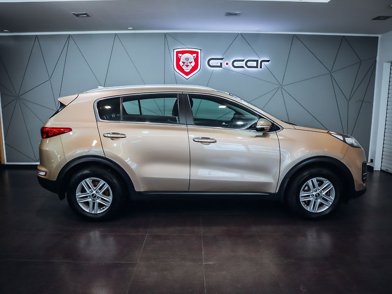 Kia Sportage 1.7 CRDi Comfort - fotka 4 z 26