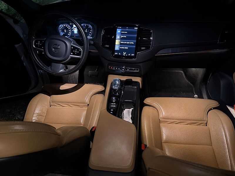 Volvo XC90 B5 Inscription 7m., tažné, DPH - fotka 14 z 31