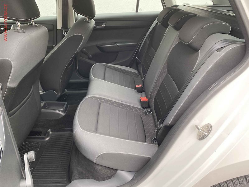 Škoda Fabia (2020) 1.0 TSi, 1.maj,ČR, Ambition - fotka 10 z 17