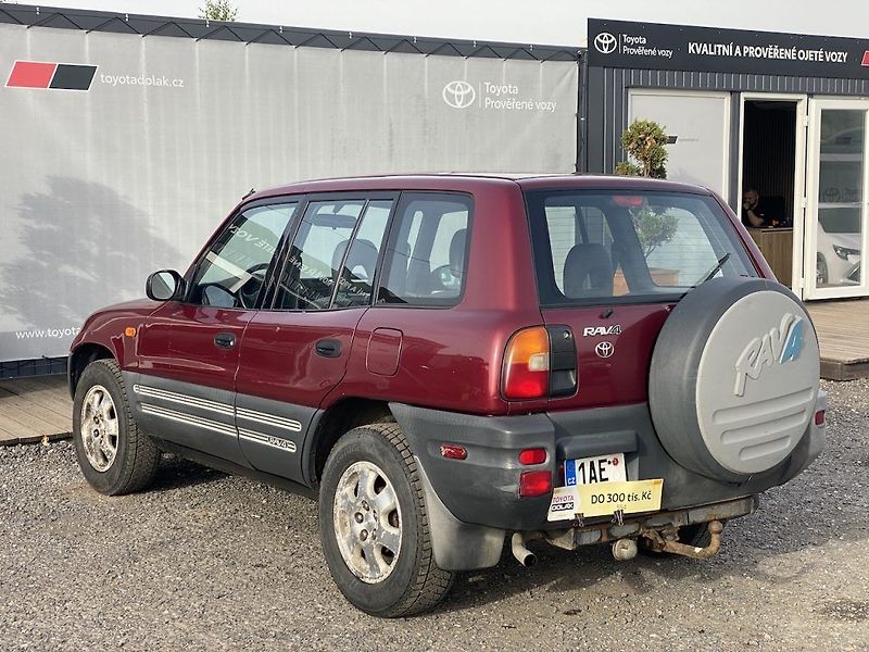 Toyota RAV4 2.0i, 4x4, tažné, STK - fotka 5 z 13