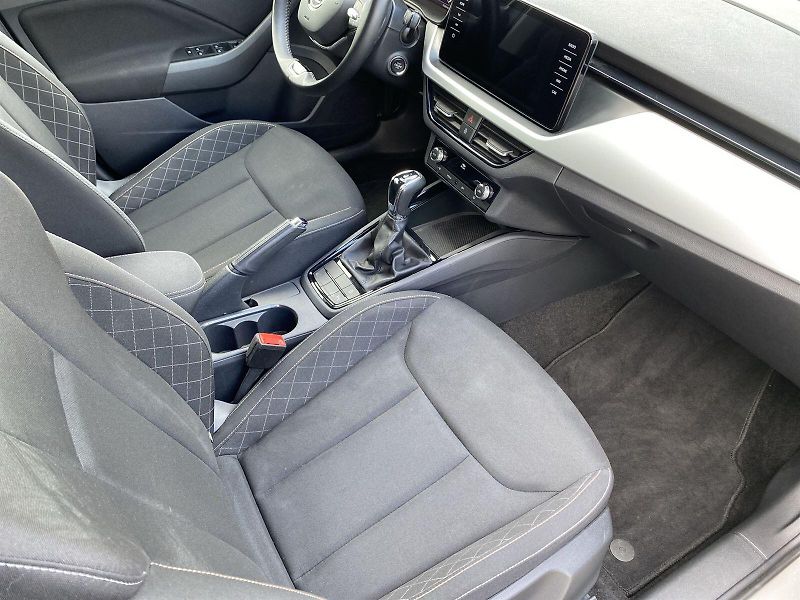 Škoda Scala (2023) 1.0 TSI DSG Ambition - fotka 8 z 31