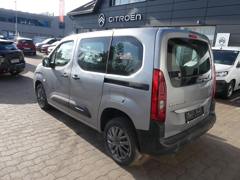 Citroën Berlingo (2026) PLUS PROFI Diesel 100k Manual  - fotka 5 z 17