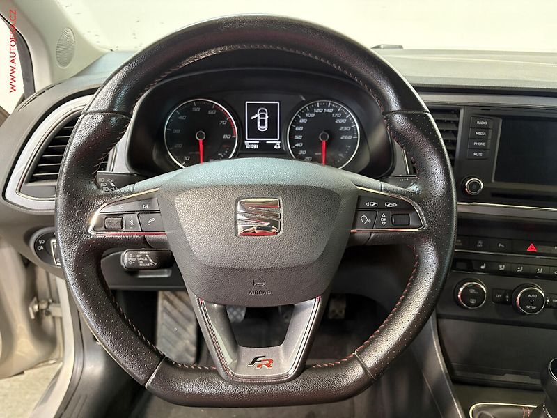 Seat Leon (2014) 1.4TSi, FR, LED, +kola - fotka 15 z 15