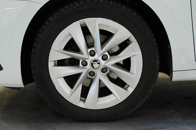 Škoda Octavia - fotka 10 z 26