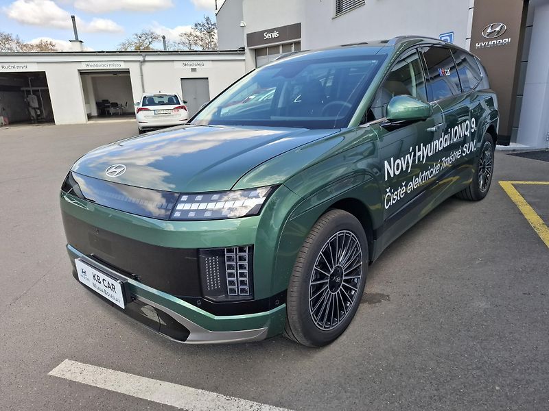 Hyundai Ioniq 9 (2026) 110kWh 226kW 7S CALLIGRAPH 4x4 - fotka 3 z 10