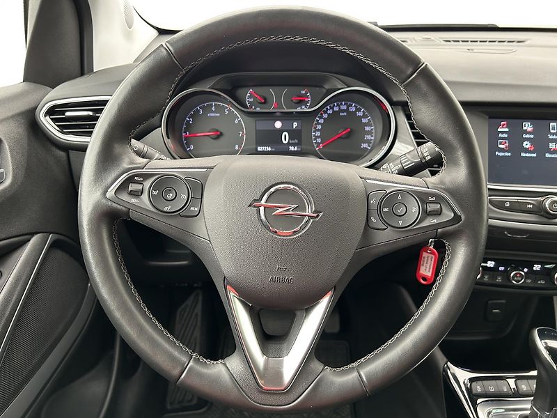 Opel Crossland 1.2 Turbo 130k Elegance - fotka 16 z 27