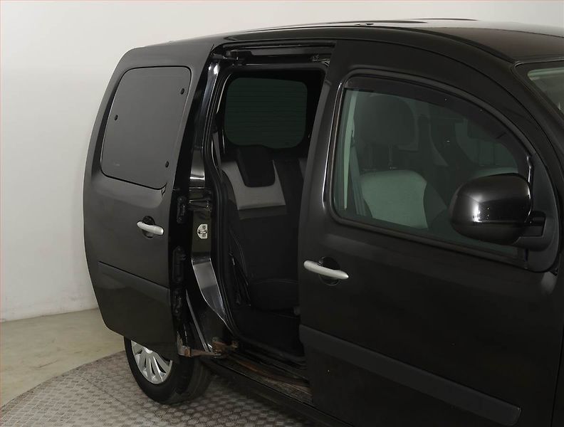 Renault Kangoo (2017) 1.5 dCi, 5Míst, ČR, 1Maj, DPH - fotka 14 z 19