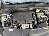 Peugeot 2008 1,2 PureTech 81KW 1.MAJITEL ČR - náhled 29