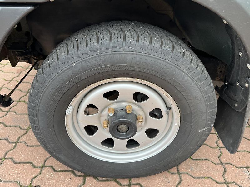 Nissan Navara (2009) původ ČR, DPH - fotka 12 z 32
