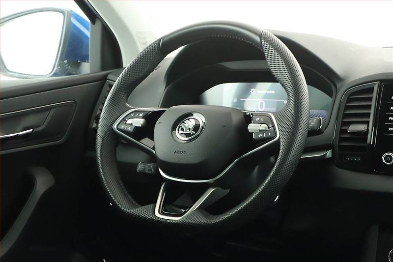 Škoda Karoq (2025) 2.0 TDI, Drive, Matrix FullLed - fotka 12 z 16