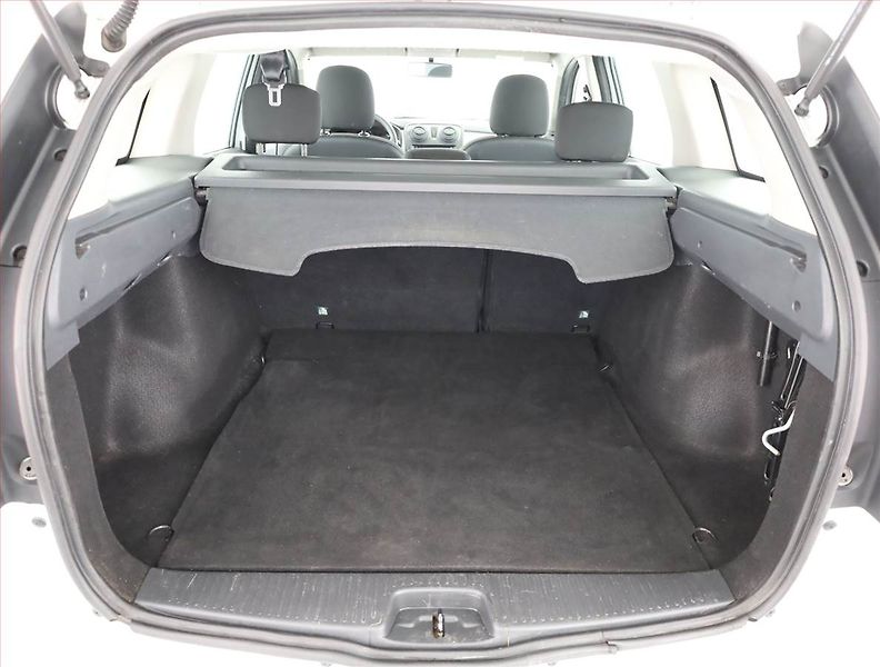 Dacia Logan (2014) 1.2 16V, ČR,1.maj, po STK - fotka 11 z 11