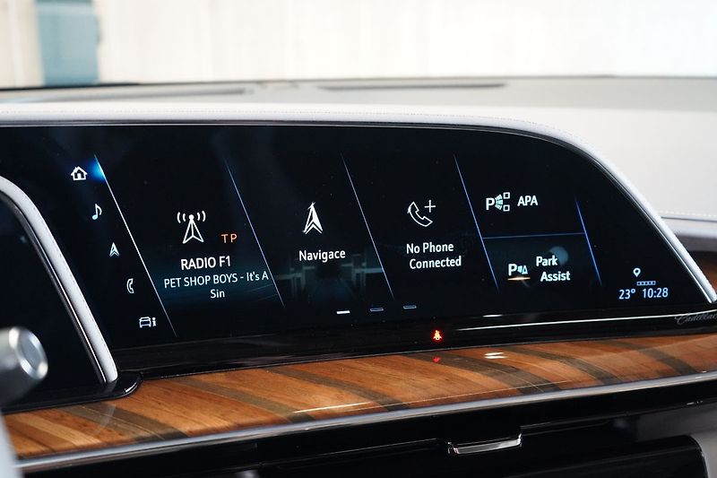 Cadillac Escalade ESV Sport Platinum - fotka 41 z 59