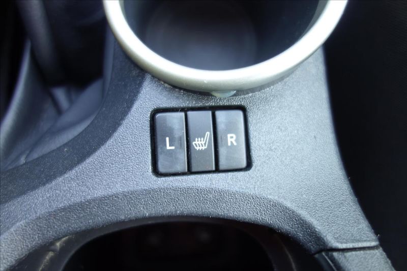 Toyota Verso 1,6 i 97KW, ČR, KLIMATIZACE. - fotka 25 z 31