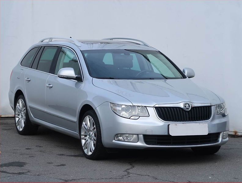 Škoda Superb (2012) Elegance 2.0 TSI, Automat - fotografie inzerátu