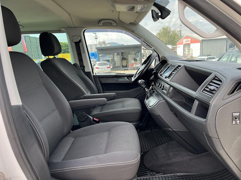 Volkswagen Multivan 2.0TDi 110kw 7MÍST TAŽNÉ ALU - fotka 28 z 38