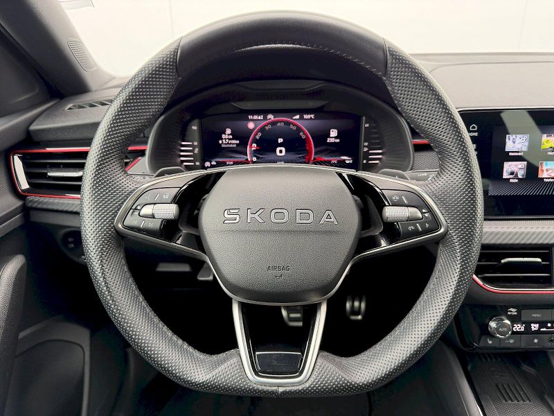 Škoda Scala (2025) 1.0 TSI 85kW DSG Monte Carlo T - fotka 7 z 35