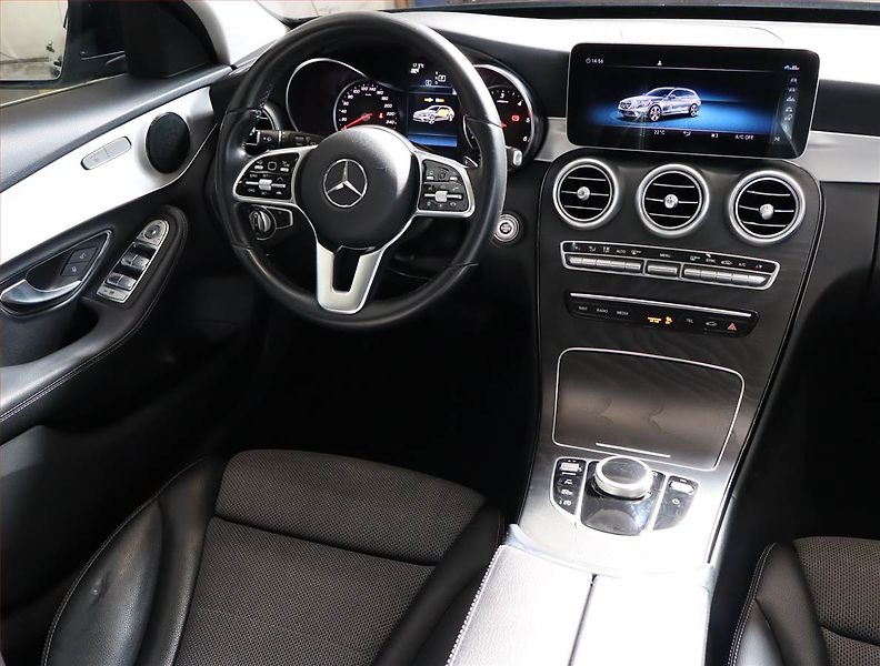 Mercedes-Benz Třídy C (2019) C 220 d - fotka 7 z 22