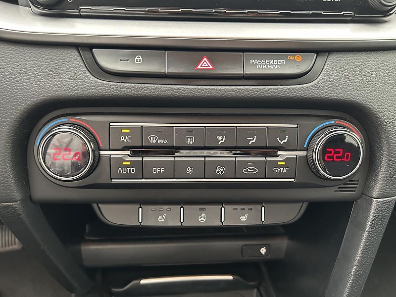 Kia Ceed 1.5 T -GDI TOP - fotka 18 z 25