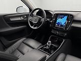 Volvo XC40 B4 AWD ULTIMATE CZ - náhled 27