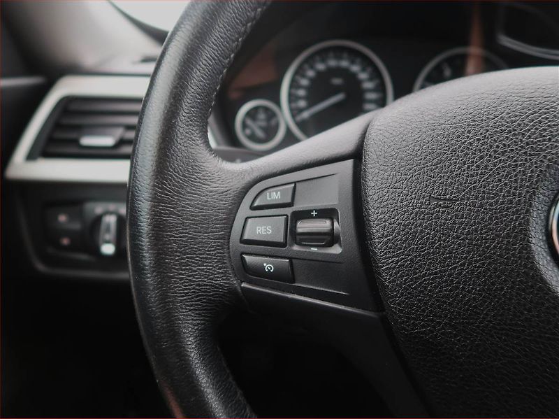 BMW Řada 3 (2018) 318d GT, Automat, Navi - fotka 18 z 25