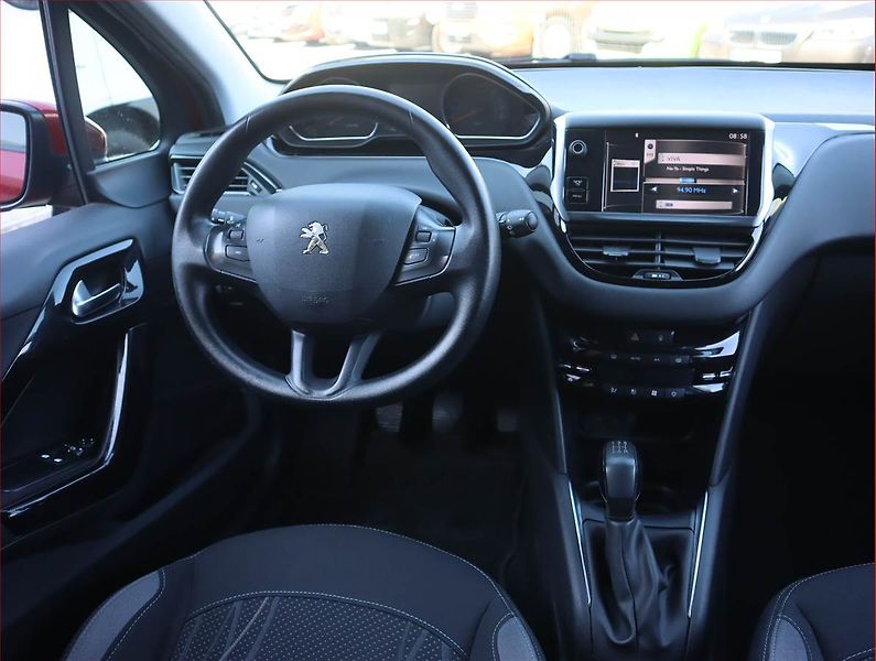 Peugeot 208 (2012) 1.2 PureTech, Serv.kniha - fotka 7 z 17