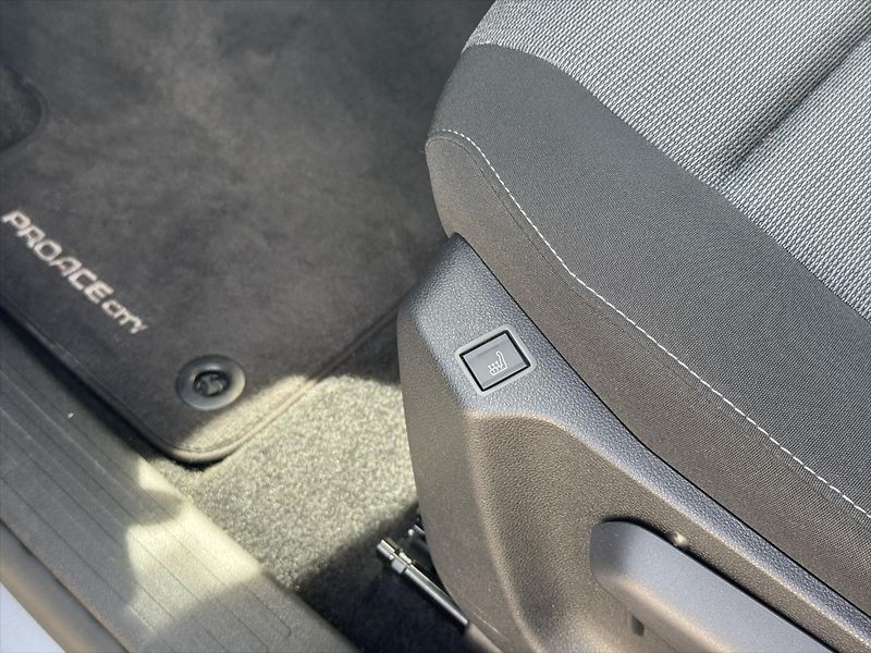 Toyota ProAce City Verso 1,5 Short VIP - fotka 21 z 23