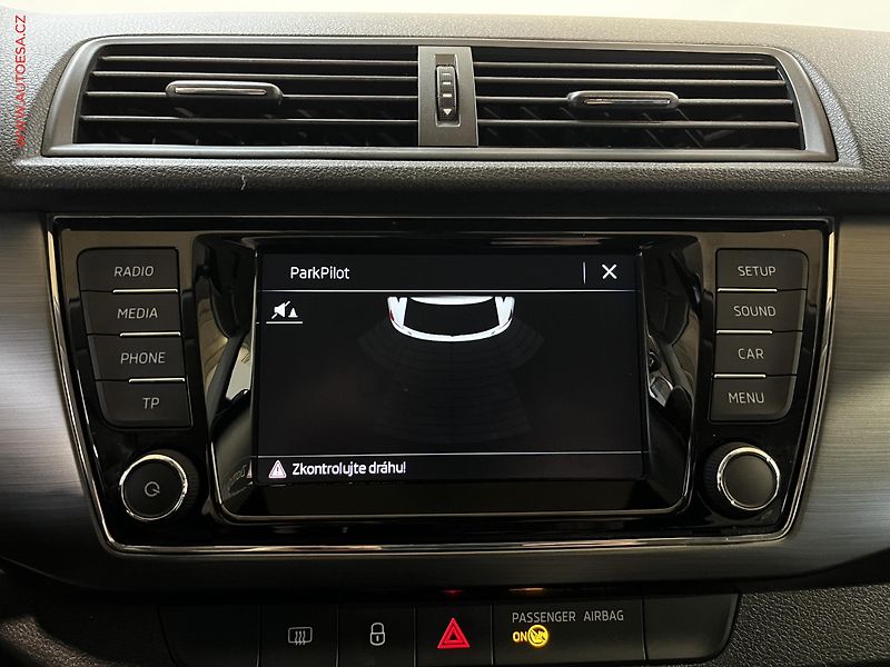 Škoda Fabia (2017) 1.0 TSi, ČR, AC, temp - fotka 13 z 15