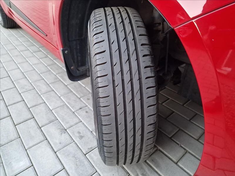 Hyundai ix20 1.4i 66kW,2x Kola,původ ČR - fotka 38 z 43