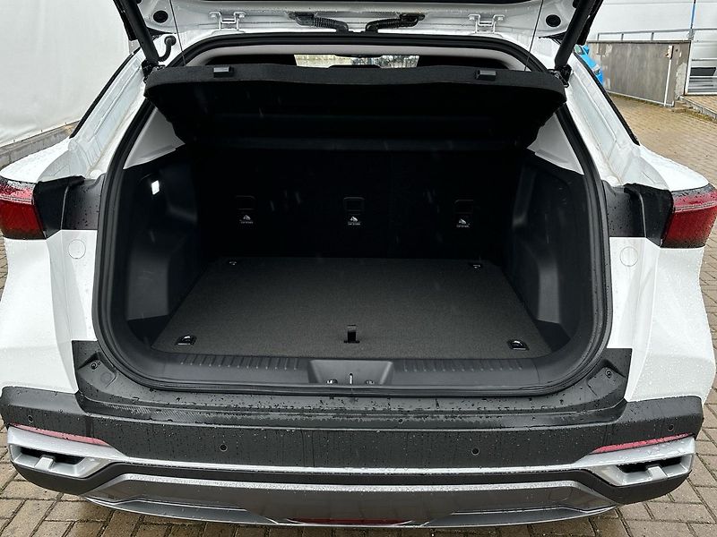 Omoda 5 (2026) Premium 1.6 tGDI 108kW - fotka 9 z 21