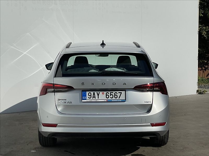 Škoda Octavia 2,0 TDI 4x4 DSG Ambi Plus TZ - fotka 21 z 21