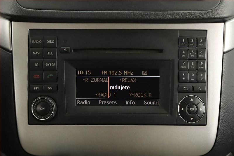 Mercedes-Benz Viano (2010) Trend 3.0 CDI, 1Maj - fotka 11 z 16