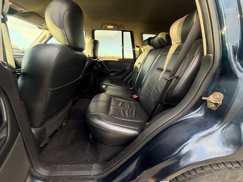 Jeep Grand Cherokee 2,7 CRDi 4X4 TZ -3360 Kg - fotka 12 z 18