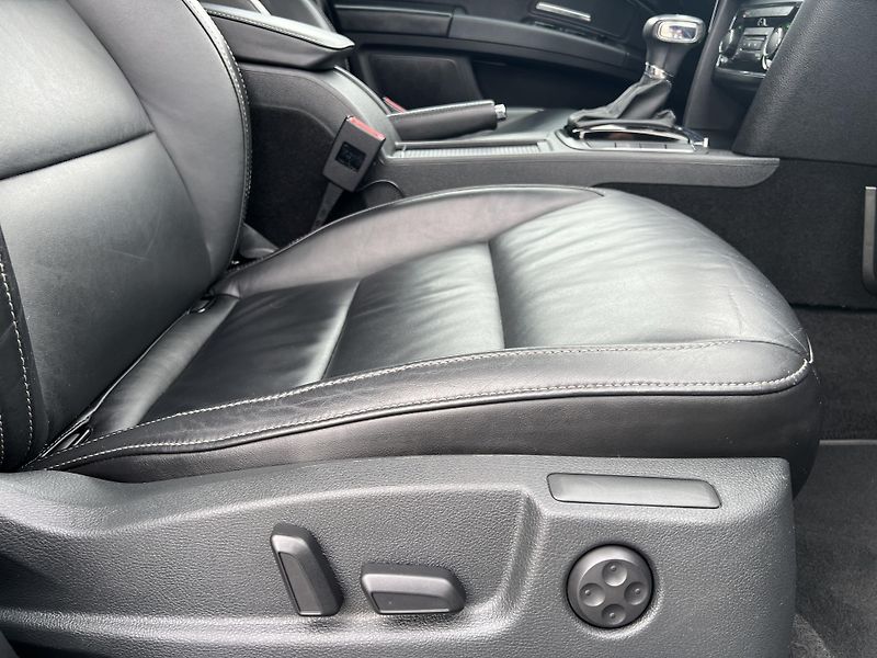 Škoda Superb 2.0TDi 125kw DSG NAVI KŮŽE ALU - fotka 36 z 46