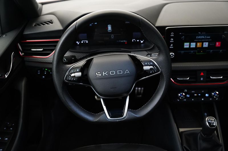 Škoda Kamiq - fotka 18 z 25