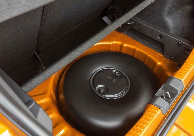 Verze Stepway nabídne zajímavě vyřešený střešní nosič