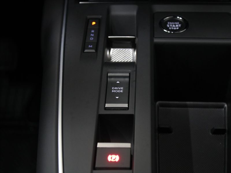 Citroën C5 Aircross 1,5 HDi 96kW AT Max.20tkm ČR - fotka 17 z 27
