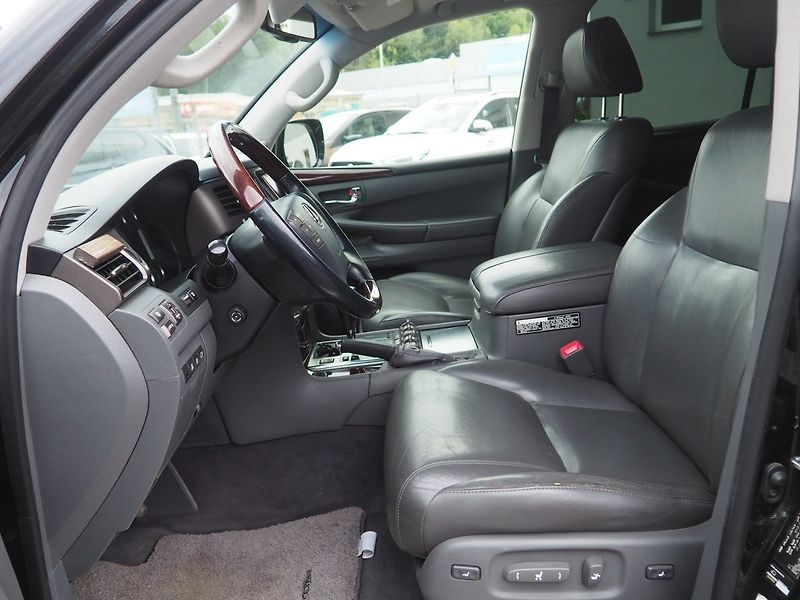 Lexus LX 570 (2009) 5.7i  LPG - fotka 9 z 39