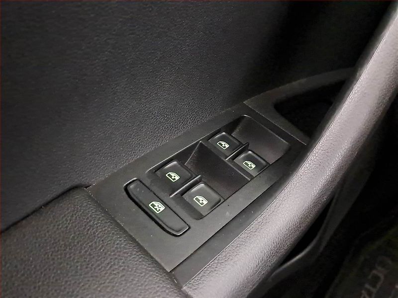 Škoda Octavia (2016) Scout 2.0 TDI, 4X4, Automat - fotka 17 z 18